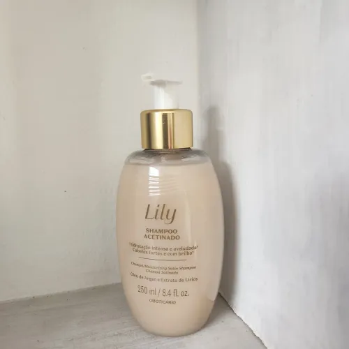 Shampoo acetinado lily