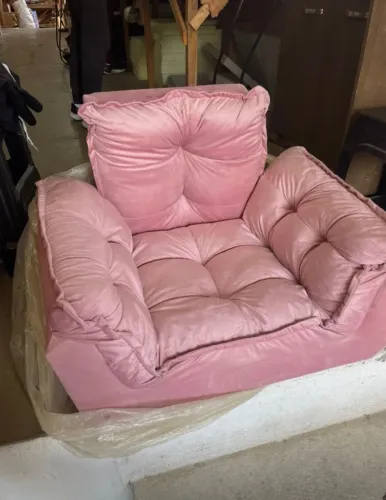 PAGUE SOMENTE NA HORA DA ENTREGA!! POLTRONA DIRETO DE FÁBRICA EM VÁRIAS CORES.