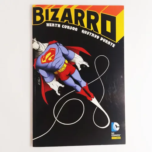 Bizarro (05/2016) Panini - Capa cartão