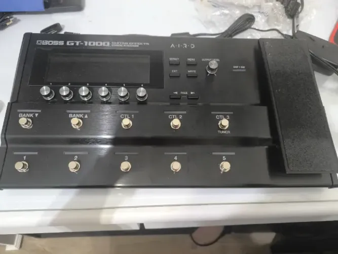 Boss gt 1000