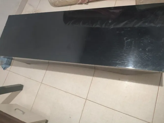 Mesa de centro preta