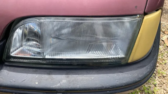 Farol esquerdo Monza tubarão 