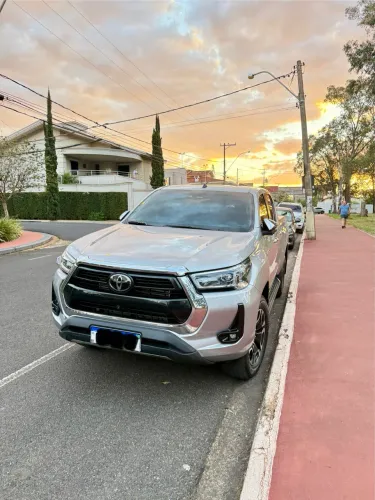 Hilux SRX 2.8 4x4 Top de linha 