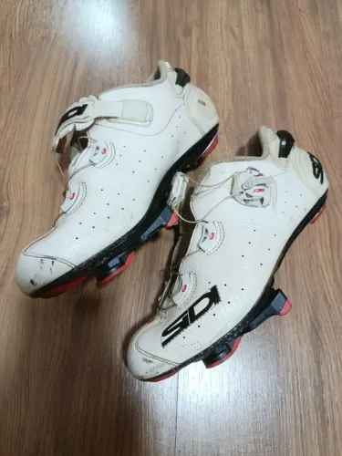 Sapatilha de speed carbono Sidi wire 2