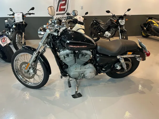 Harley Davidson xl 883 custom 2006 