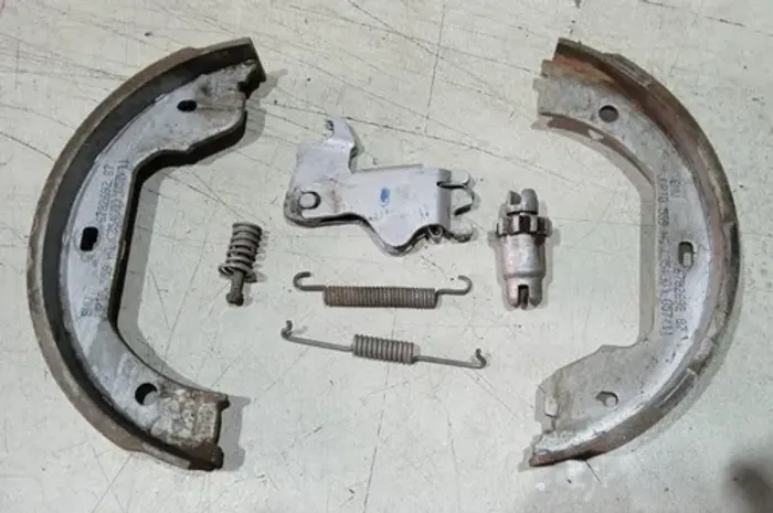 Lona Sapata Freio Traseira Bmw X6 3.0 2012