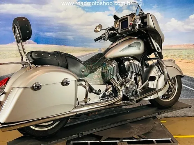 INDIAN-CHIEF CHIEFTAIN - 2017 -Prata - 42.209 km 1.800 cc