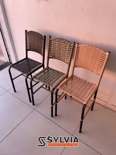 CADEIRAS EM FIBRA E FERRO UNIDADE 