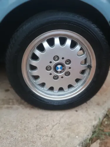 Duas Rodas furacão 5x120  tala 5.5 com pneus 175/65/15