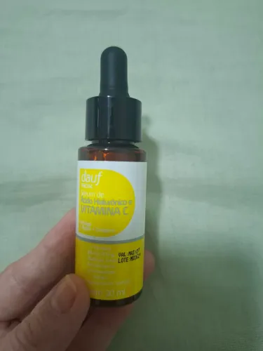 Vitamina C pura, com Hialurônico