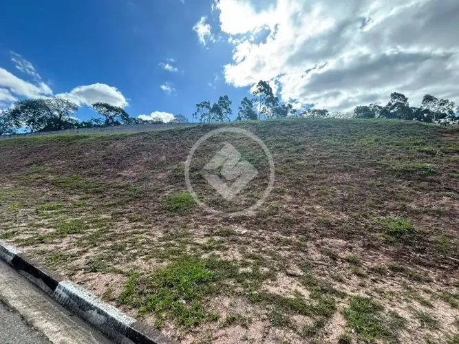 Terreno a venda no Condomínio Villa D'oro em Vinhedo/SP codigo: 150511