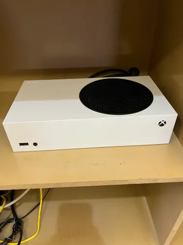 Xbox séries S semi novo 