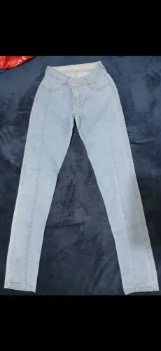 Calça Jeans clara TAM 36 seminova 