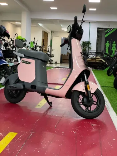 Moto Elétrica Seminova Sem CNH e Sem Emplacamento!!! Com Garantia e Nota Fiscal!!!