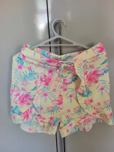 Short seminovo tam 16 florido