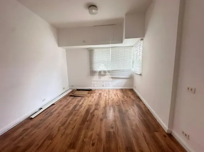 Sala no Leblon, 36 m², 1 quarto, 1 banheiro  Segurança 24h