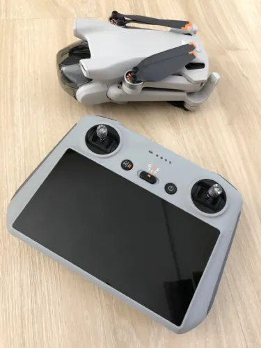 DJI MINI 3 + CONTROLE RC