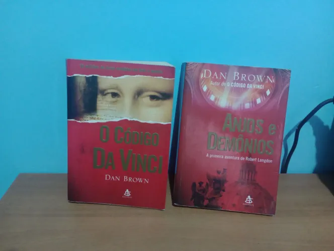 Kit livros anjos e demônios E o código da Vinci