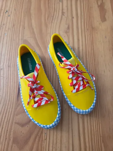 Tênis Mini Melissa x Fabula Amarelo BR 28