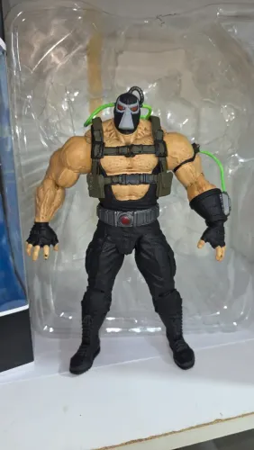 Boneco DC Multiverse Mcfarlane Batman - Bane