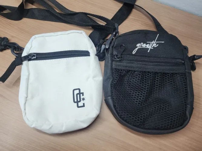 2 Bolsas Tranversais (Bag) da Overcome e Growth