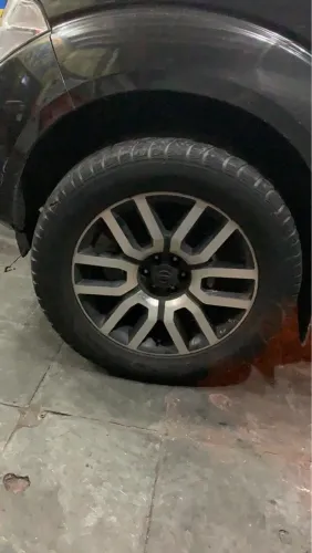 4 rodas aro 20 com 3 pneus