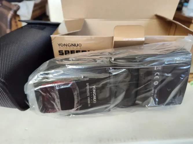 Flash Yongnuo Speedlite YN560 IV Novo