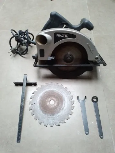Serra circular 127v