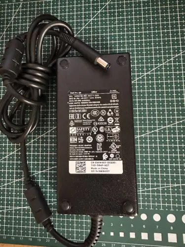 Fonte Dell 180w 19.5v 9.23a 100-240v DA180PM111 Linha Gamer e Alta Performance