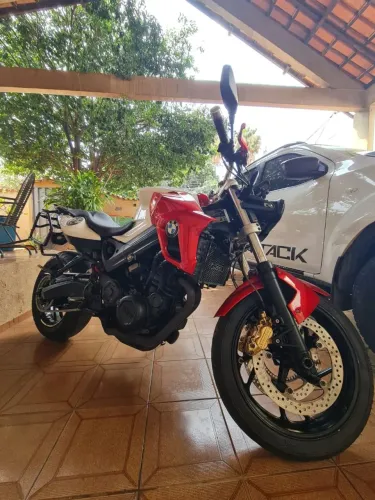 MotoF 800R