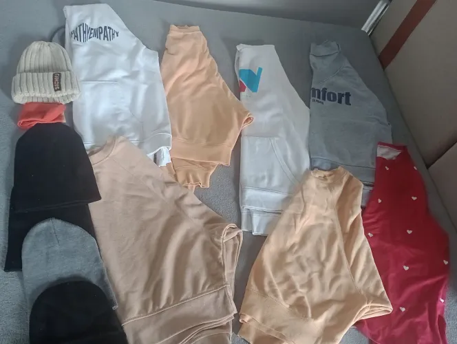 Lote de blusas de moletom G,GG,toucas,Blusa vermelhaGg