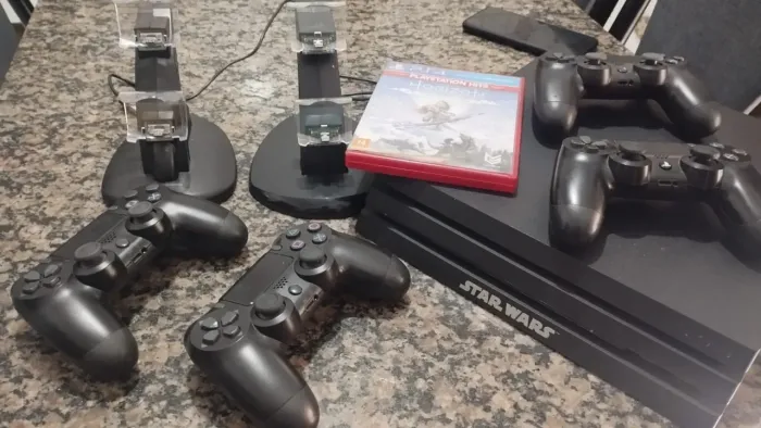 PS4 Pro Star Wars +  Controles + Jogo | Aceito Troca por PS5