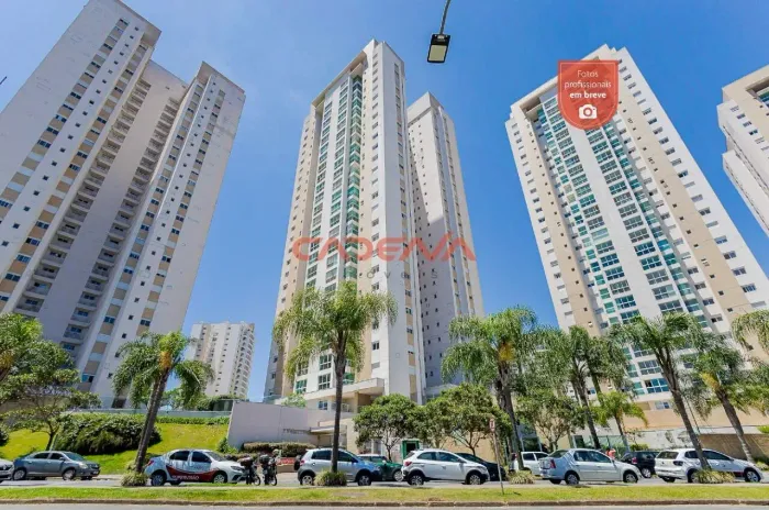 Apartamento com 3 suítes e 3 vagas à venda no Ecoville