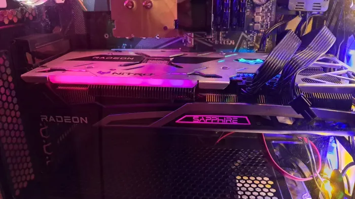 RX 6700XT SAPPHIRE NITRO+ 12G - Excelente Estado 