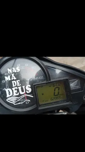 Honda cb300r, segundo dono, km baixo, chave reserva, bateria nova na garantia.
