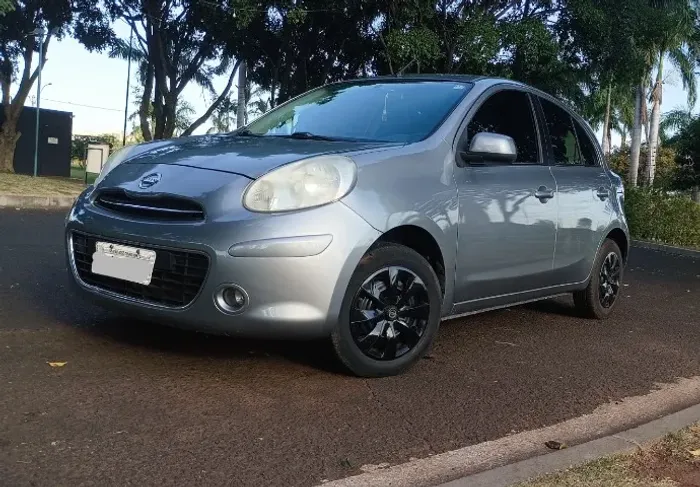Nissan March S 1.6 16V Flex Fuel 5P 2014