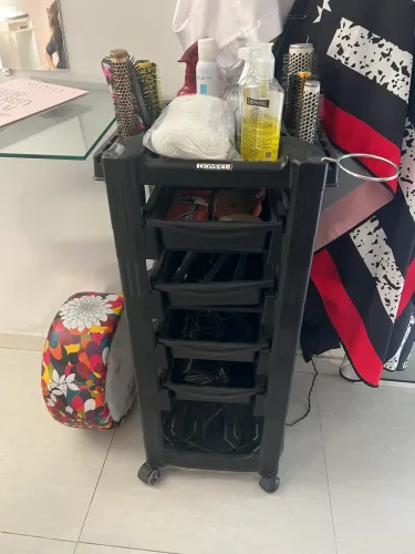 MÓVEIS MANICURE E CABELEIREIRA