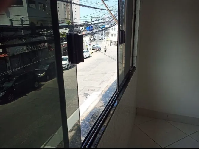 Alugo um ponto comercial em Brotas