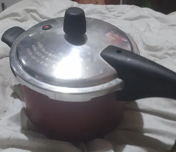 Panela de pressão Tramontina 4.5L