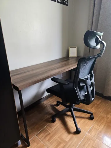 Kit Executivo Premium: Cadeira Presidente Ergonômica + Mesa Design