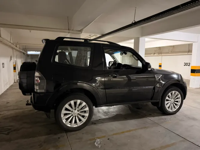 Mitsubishi Pajero HPE Full 3.2 4X4 T.i.dies.3p Aut. 2016