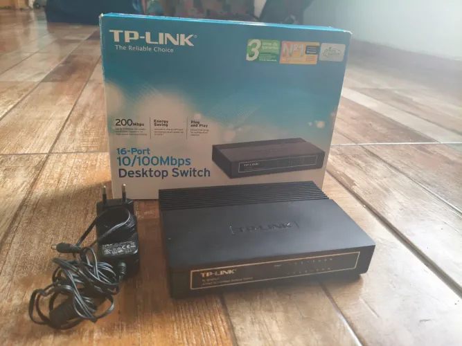 Switch Desktop TP-Link 16 Portas TL-SF1016D Completo na Caixa + Fonte Bivolt