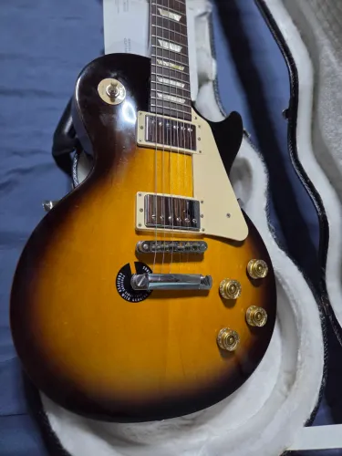 Guitarra Guibson Les Paul studio USA com case original