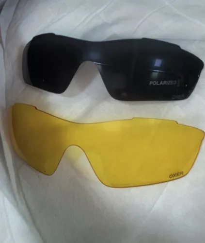 Par de Lentes Oxer Esportivo (Preta Polarizada + Amarela Noturna) - Semi Novas