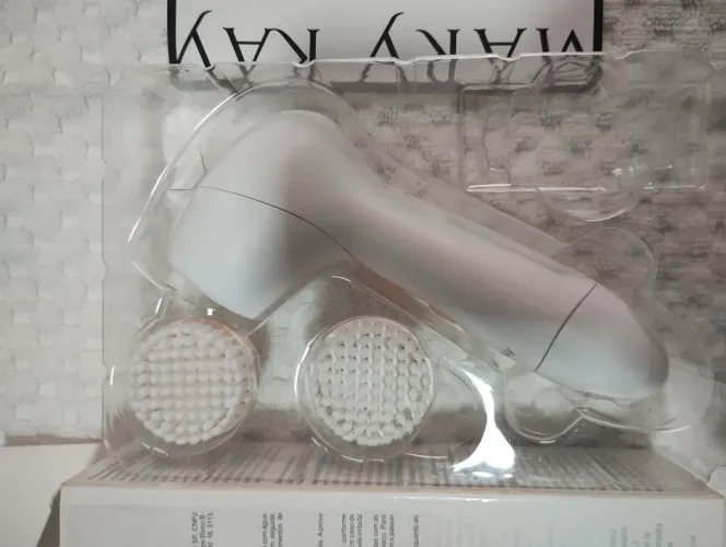 Escova facial Mary kay