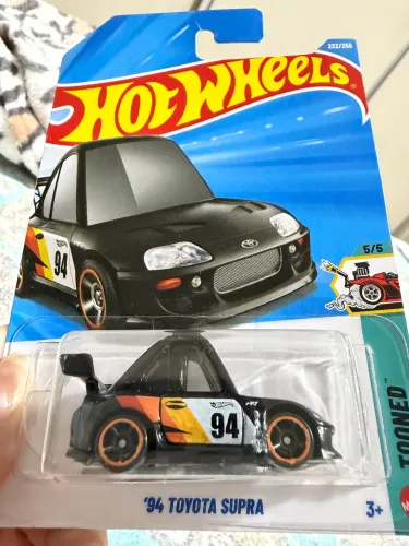 Hot wheels mainline