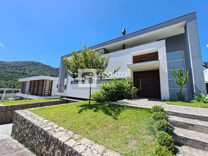 Casa 4 quartos em Condomínio no Itacorubi - Florianópolis