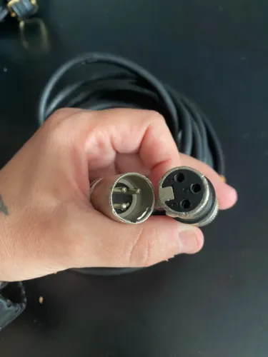 Cabo de áudio XLR