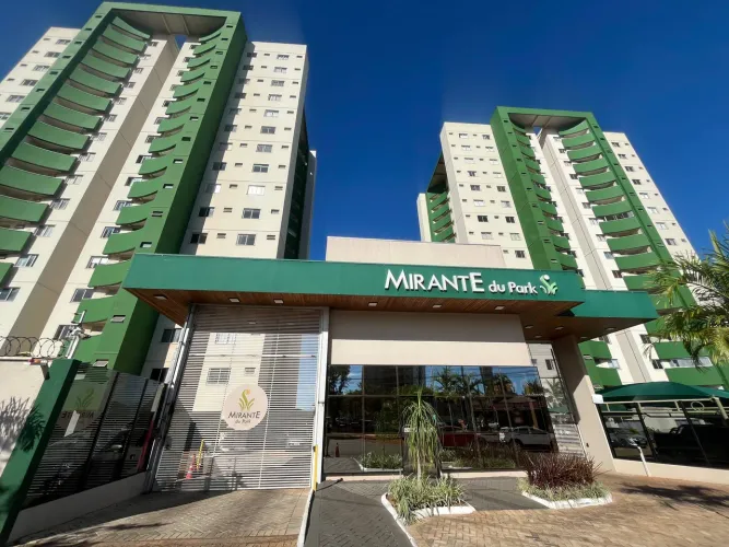 Apartamento mobiliado com 2 quartos para alugar na quadra 306 Sul - Plano Diretor Sul