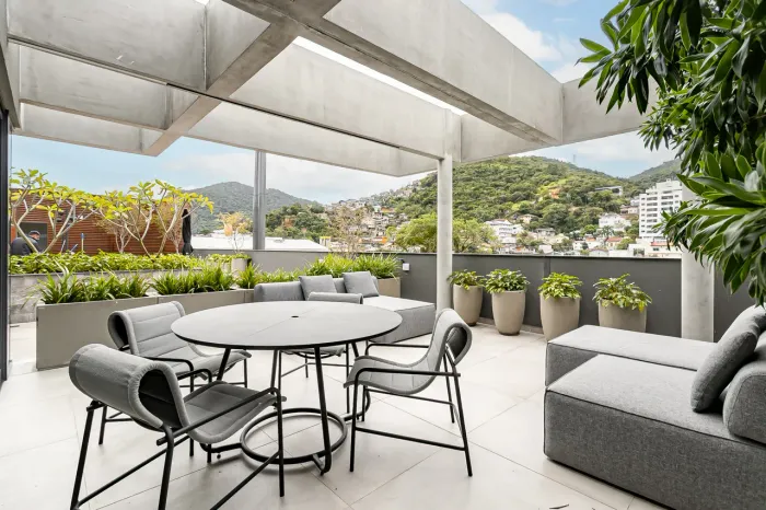 Loft mobiliado no bairro Saco Grande